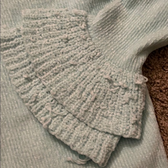 Cat and Jack Aqua colored sweater girls - Picture 4 of 5